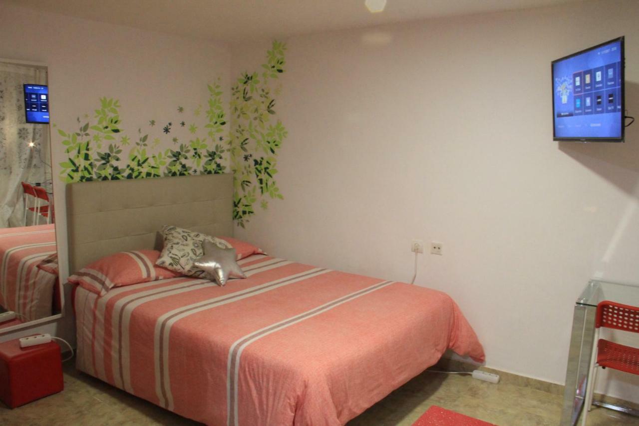 Apartments Heart Of Мадрид Екстериор снимка